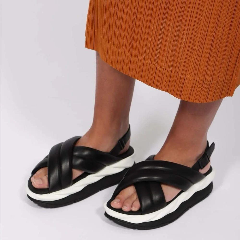 4CCCCEES Cross-Strap Mellow Sandals Black and White Size 39 / 8.5 - Picture 4 of 16